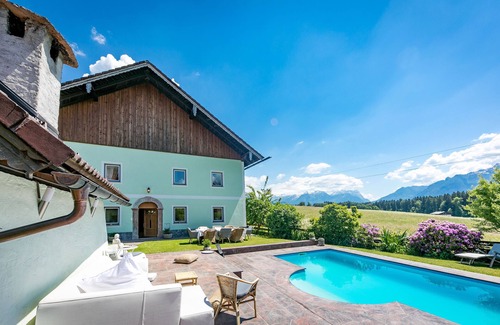 Adnet House | Chalet Wiesengut Romantic secluded location with pool and whirlpool