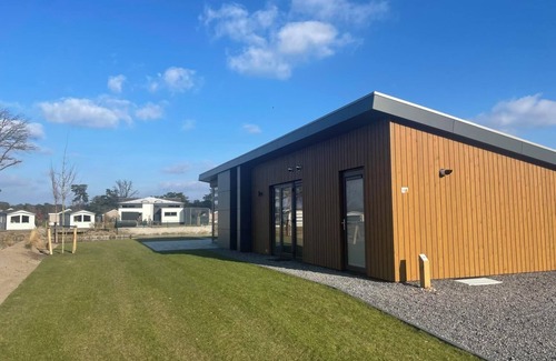 Mol House | Chalet with 2 bedrooms with waterfront terrace