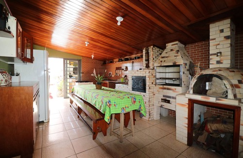 Abernessia House | Chalet with panoramic city views, accommodation up to 10 people, minimum 2 nights