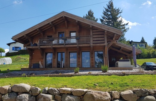 Gerardmer Ski Chalet | Chalets du Costet - quiet location -jacuzzi/sauna -lake view -near the slopes