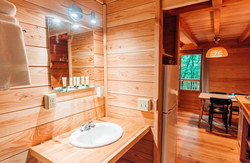 Conway Ski Chalet | Chalets Huttopia White Mountains