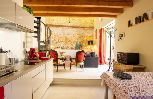 Auriac-du-Perigord House | Chaleureuse escapade périgourdine avec terrasse et mezzanine - FR-1-616-419
