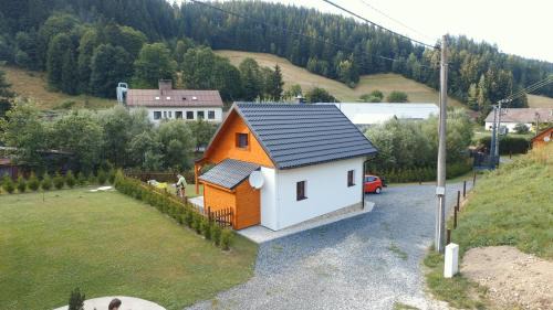 Velke Karlovice House | Chalupa Nella II.