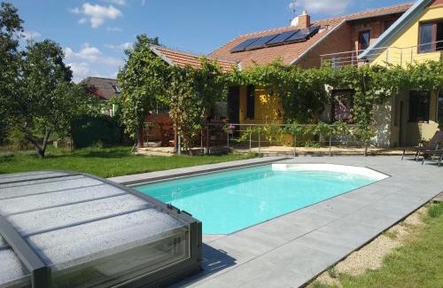 Sakvice Apartment | Chalupa V Meruňkovém Sadu