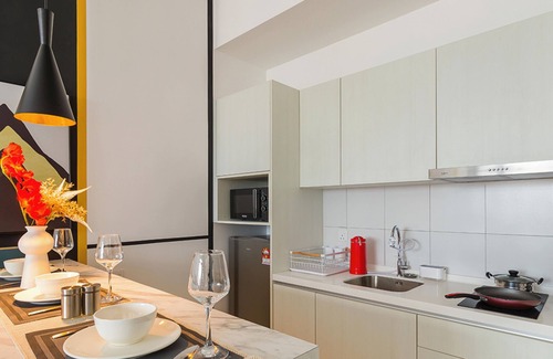 Kuala Lumpur City Centre Apartment | Chambers Residence, Sunway Putra Mall