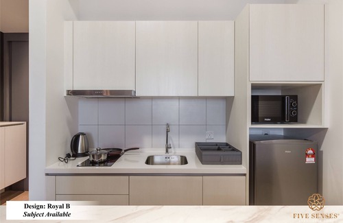 Kuala Lumpur City Centre Apartment | Chambers Residence, Sunway Putra Mall