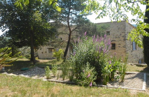 Saint-Michel-l'Observatoire Bed & Breakfast | Chambres d'hôtes Pacaleaula