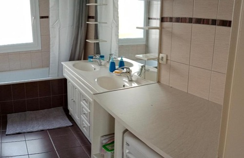 Thann House | Chambre #1 dans appartement partagé - Proche des Vosges