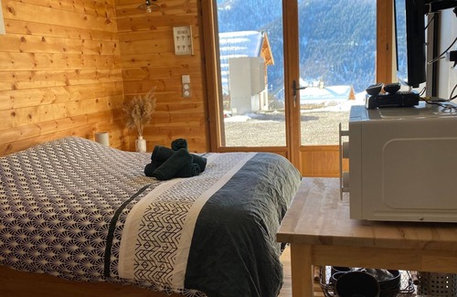 Arvieux Bed & Breakfast | Chambre Avec Entrée Indépendante