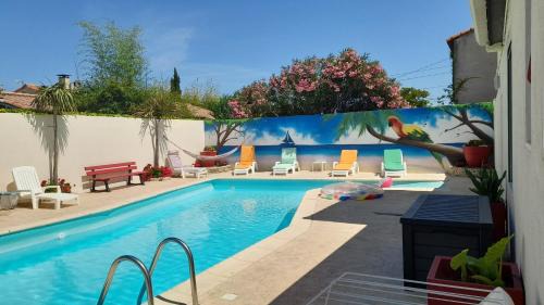 Cazouls-les-Beziers Bed & Breakfast | chambre chez corinne et bernard