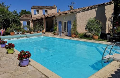 Pierrevert Bed & Breakfast | Chambre d'hôte à Pierrevert, en Haute Provence
