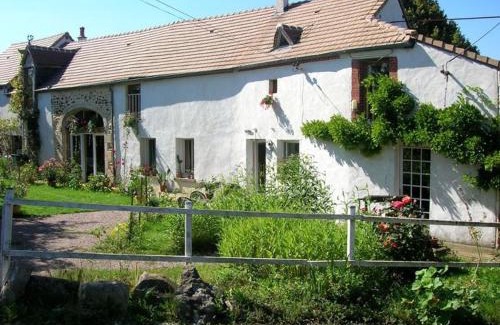 Crezancy-en-Sancerre Bed & Breakfast | Chambre d'hôtes Ermitage Saint Romble