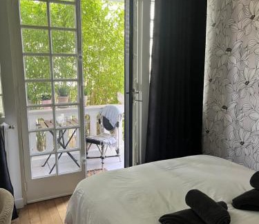 Champignol Bed & Breakfast | Chambre d hôte - Bambou