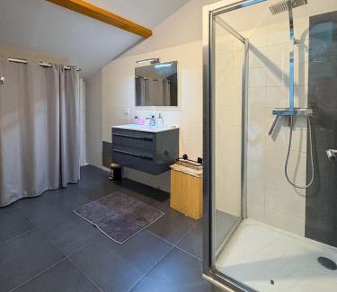 Montauban House | Chambre Léandre