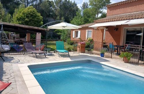 Beaucaire Bed & Breakfast | Chambre(s) d'hôte chez Mam's