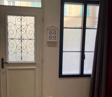 Saint-Germain-en-Laye House | Chambre via Natina