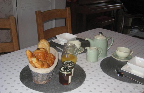 Nieul-sur-l'Autise Bed & Breakfast | Chambres d'hôtes de l'Abbaye