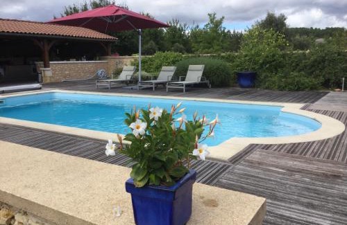 Sorges-et-Ligueux-en-Perigord Bed & Breakfast | chambres d'hôtes à la claire fontaine