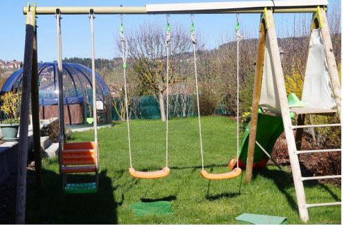 Les Fins Bed & Breakfast | Chambres d'hôtes Au Doubs Murmure