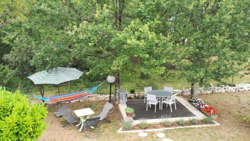 Cales Bed & Breakfast | Chambres d'hôtes Chez Dumitra