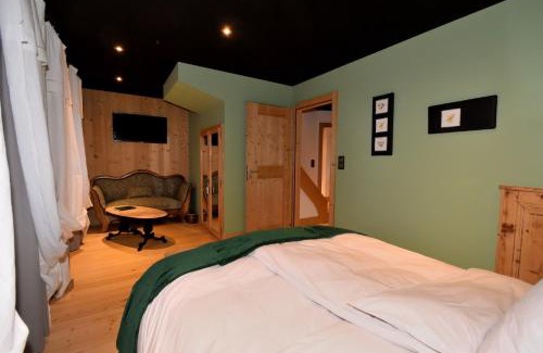 Les Fins Bed & Breakfast | Chambres d'hôtes La Carrée