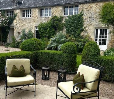 Nonant Bed & Breakfast | Chambres d'Hôtes Manoir Du Chêne
