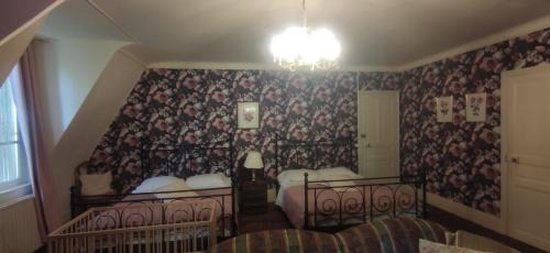 Bessines-sur-Gartempe Bed & Breakfast | Chambres d'Hôtes-Château Constant