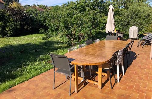 Arthes Bed & Breakfast | Chambres et table d'hôtes Le Pontet