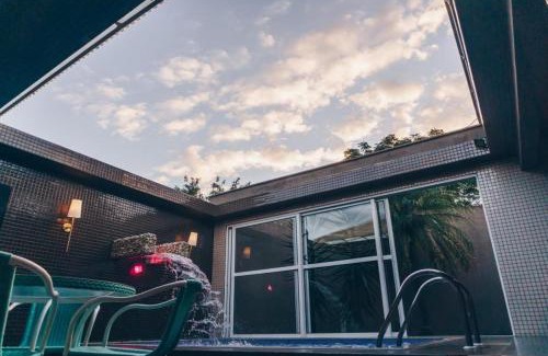 Revoredo Hotel | Champagne Motel by Drops