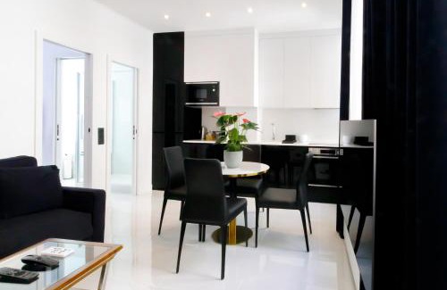 Faubourg-du-Roule Apartment | Champs-Élysées Executive Apartment