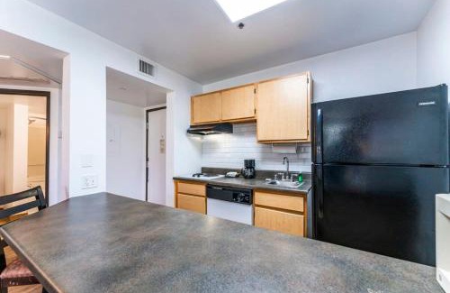 Chandler Apartment | Chandler 1 bd 1 b Classic unrenovated apartment