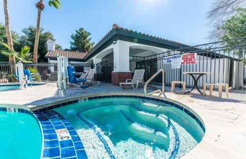 Chandler Apartment | Chandler 1 bd 1 b Classic unrenovated apartment