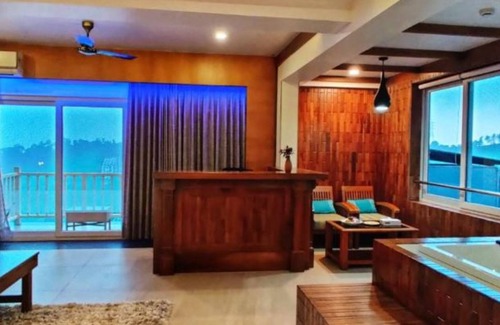 Chithirapuram Hotel | CHANDYS WINDY WOODS