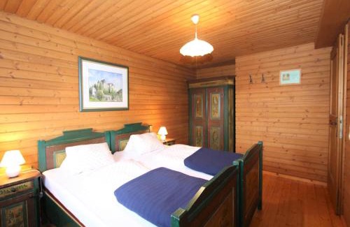 Fresach House | Characterful old farmhouse with 4 apartments in Fresach Carinthia with garden