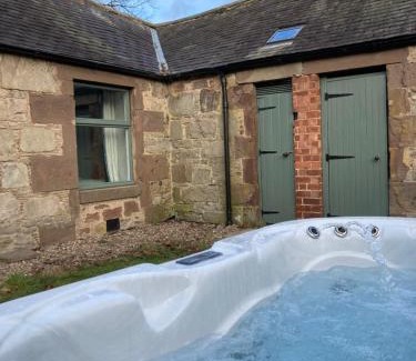 Montrose House | Charleton Farm Cottages