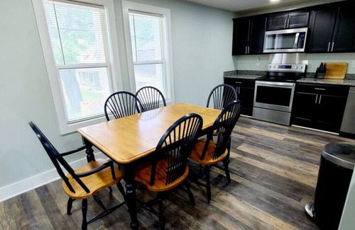 New Baltimore Apartment | "Charlie's by the Bay" Unit 4