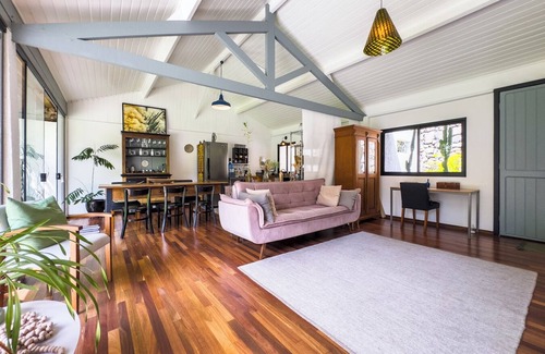 Carapicuiba House | Charm in Granja - Condominium