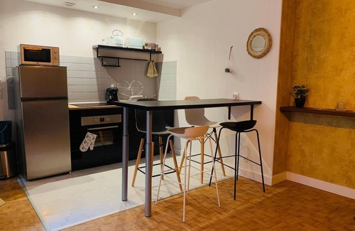 Levroux Apartment | Charmant appart-1chb-4pers-wifi au cœur de Levroux