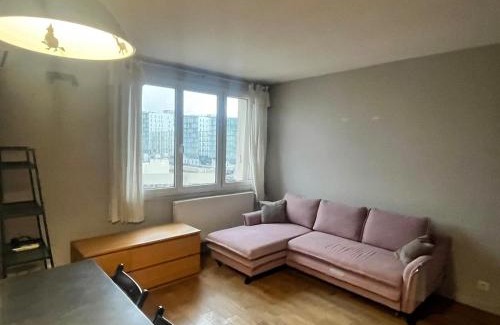 Louis Bertrand-Mirabeau-Semard Apartment | Charmant appartement à 2 min de Paris
