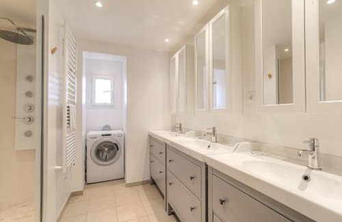 Zola - Pressense Apartment | Charmant et Chaleureux proche métro Gratte-Ciel