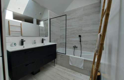 Duingt Apartment | Charmant et spacieux appartement à quelques pas du lac
