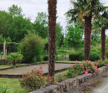La Taillee House | - Charmant Gîte au Calme - "La Maison de La Taillée aux Volets Bleus" - Bord de Rivière - Pêche - Marais Poitevin - Vendée