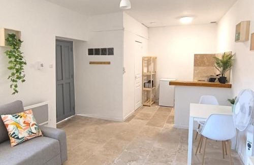 Murviel-les-Beziers Apartment | Charmant Studio à 30min des Plages