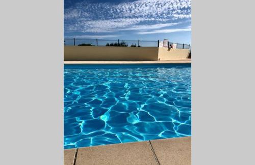 Guidel-Plages Apartment | Charmant studio à 400m de la plage avec piscine