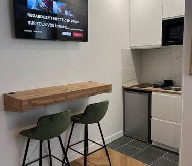 Bagneux Apartment | Charmant Studio aux portes de Paris