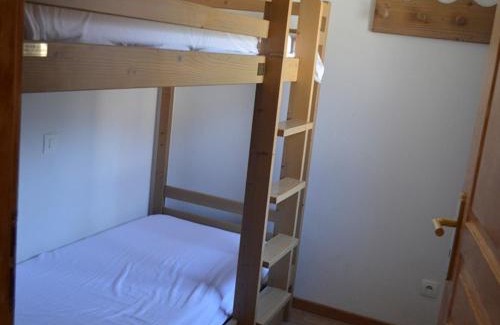 Montgenevre Apartment | Charmant studio cabine pour 4 personnes face aux pistes à Montgenèvre - FR-1-266-98