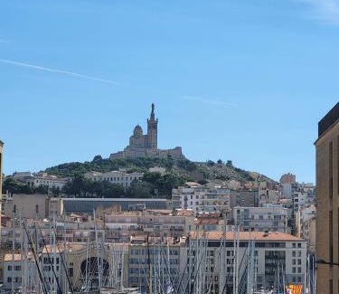 Hotel-de-Ville Apartment | Charmant Studio Vieux Port