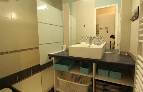 Bagneres-de-Luchon Apartment | Charmant T2 avec balcon, parking privé, au pied du télécabine - Bagnères-de-Luchon - FR-1-313-198