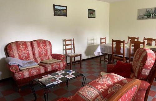 La Chapelle-aux-Choux House | Charmante Fermette Rénovée avec Terrasse Privative et Vélos, 2 Chambres, Proche Le Lude - FR-1-410-155