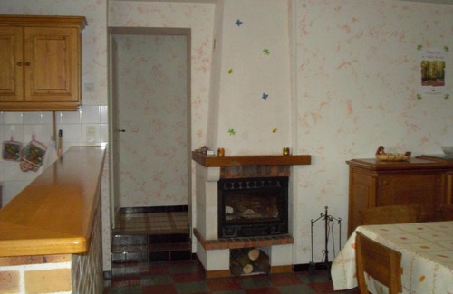 La Chapelle-aux-Choux House | Charmante Fermette Rénovée avec Terrasse Privative et Vélos, 2 Chambres, Proche Le Lude - FR-1-410-155